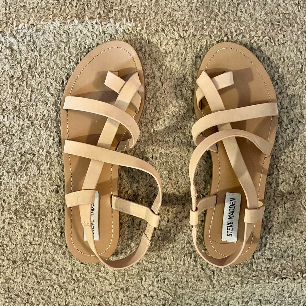 Steve Madden Tan Sandals Size 7.5